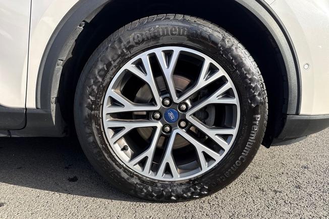 FORD Kuga Photo 5