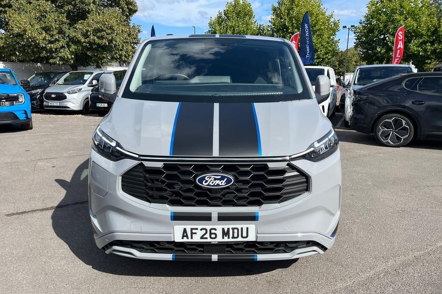 Ford TRANSIT CUSTOM Photo autoimg-508c1f90babf6f964d07ec3ce0e38a4988c9dbb8.jpg