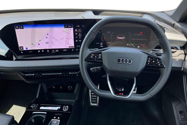 AUDI Q6 E-Tron Photo 11