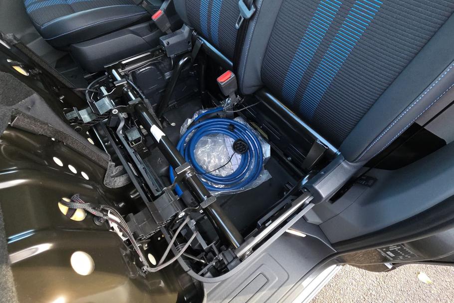 Used Ford E-TRANSIT CUSTOM 26