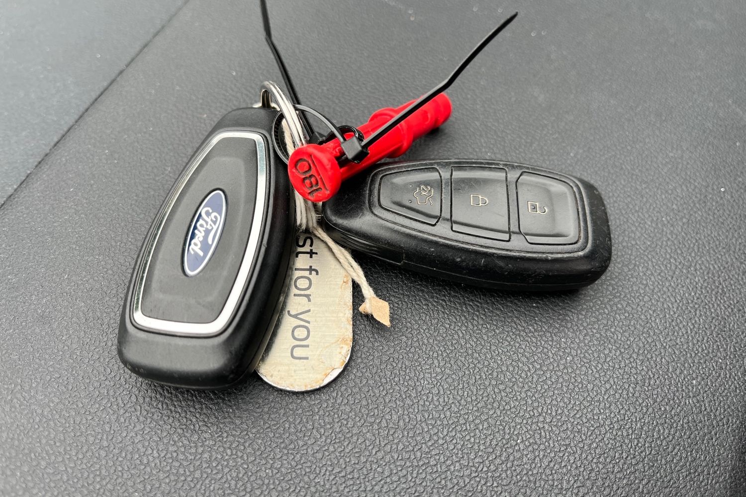 Ford KUGA Photo 21
