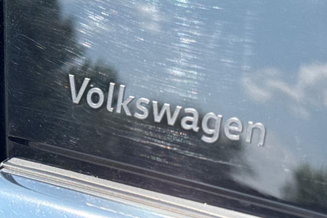 VOLKSWAGEN Tiguan Photo 27