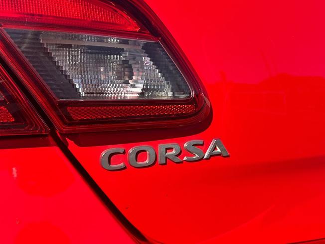 VAUXHALL Corsa Photo 46