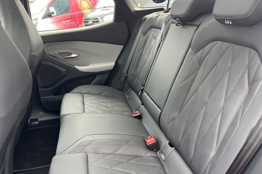 Ford Explorer Photo autoimg-50910161393582b2fc85d056eba1c8222229aa5e.jpg