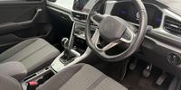 Volkswagen T-roc Photo 5