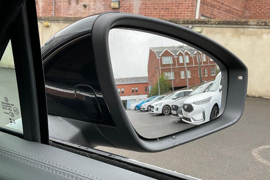 Used Volkswagen TIGUAN 34