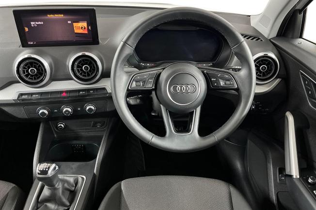 AUDI Q2 Photo 11