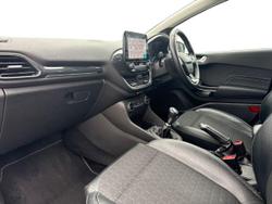 FORD Fiesta Photo 2