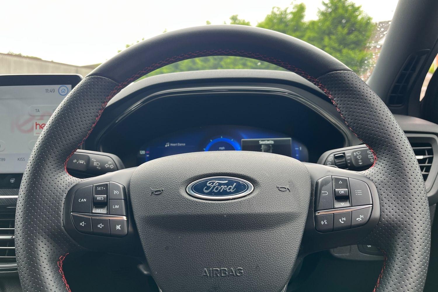 Ford FOCUS Photo 11