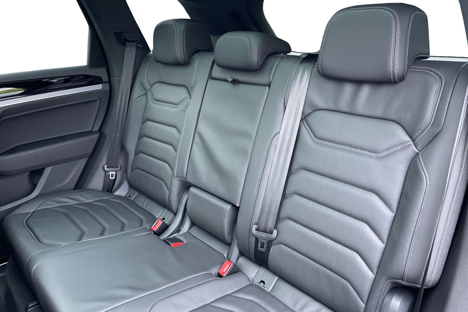 Touareg 3 car clearance seats