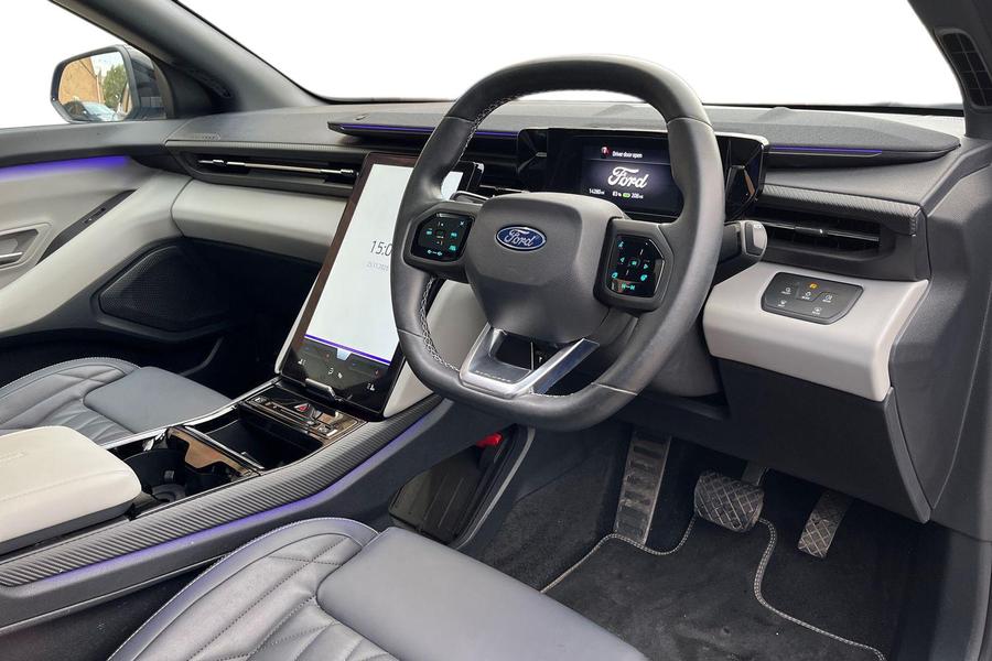 Ford Explorer Photo autoimg-509b3b4363925336db54374996c4e9e803c40171.jpg