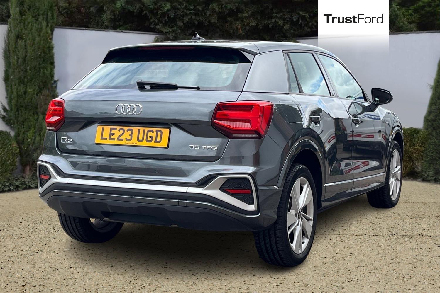 Audi Q2 Photo 3
