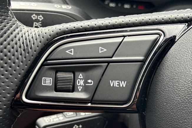 Audi Q2 Photo 16