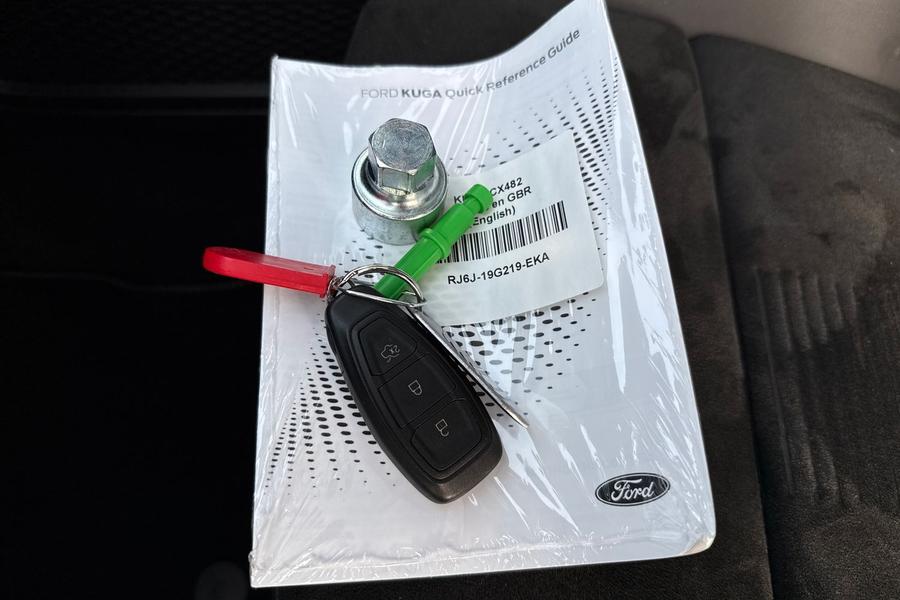 Ford KUGA Photo autoimg-50a2910e68879326e41d700d6f760ed880238d51.jpg