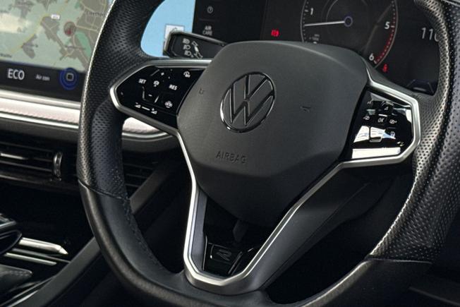 VOLKSWAGEN Touareg Photo 43