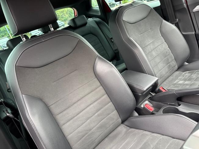 SEAT Ibiza Photo 26