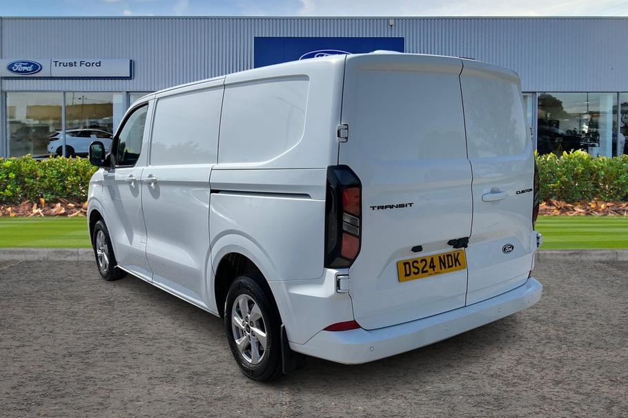 Used Ford TRANSIT CUSTOM DS24NDK 2