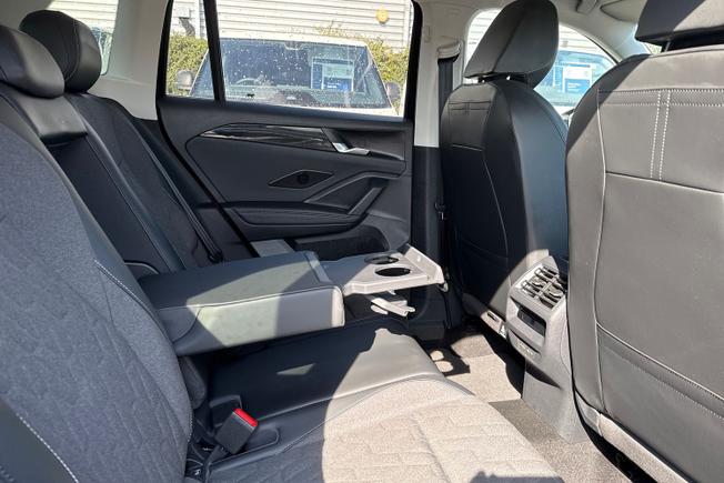 VOLKSWAGEN Tiguan Photo 23