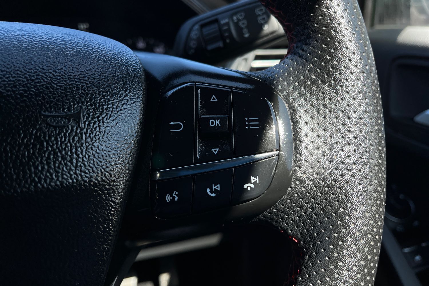Ford FOCUS Photo 21