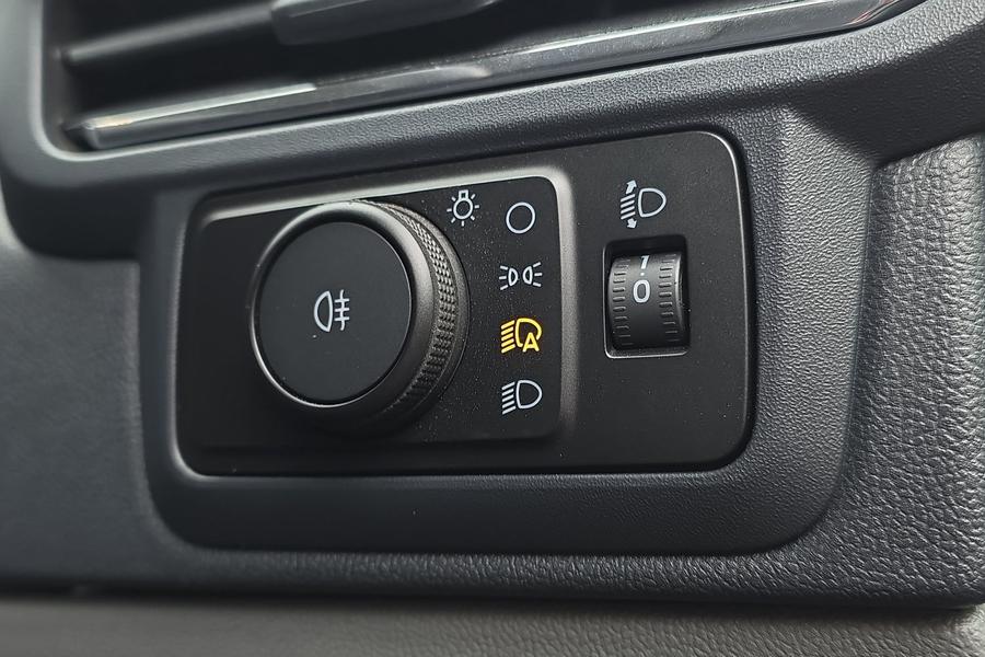 Ford TRANSIT CUSTOM Photo autoimg-50b1b029f9648e6c76d912f1f8be1799549093be.jpg