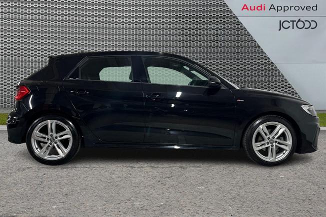 Audi A1 Photo 4