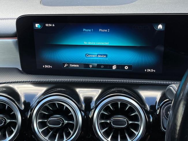 MERCEDES-BENZ CLA Photo 52