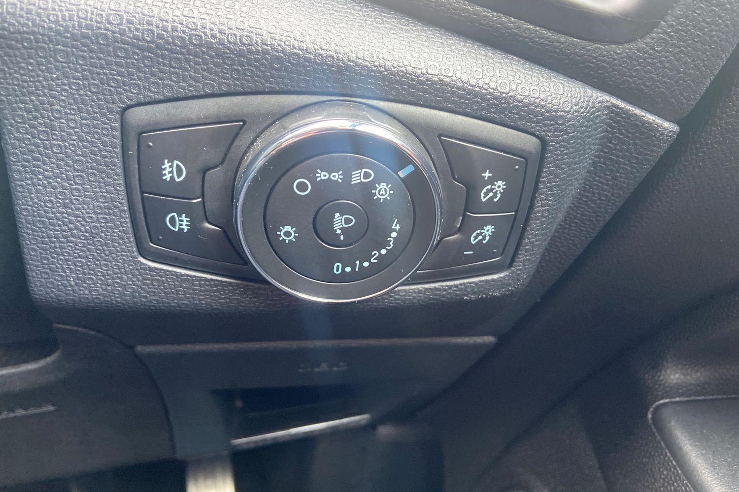 Ford ECOSPORT Photo 26