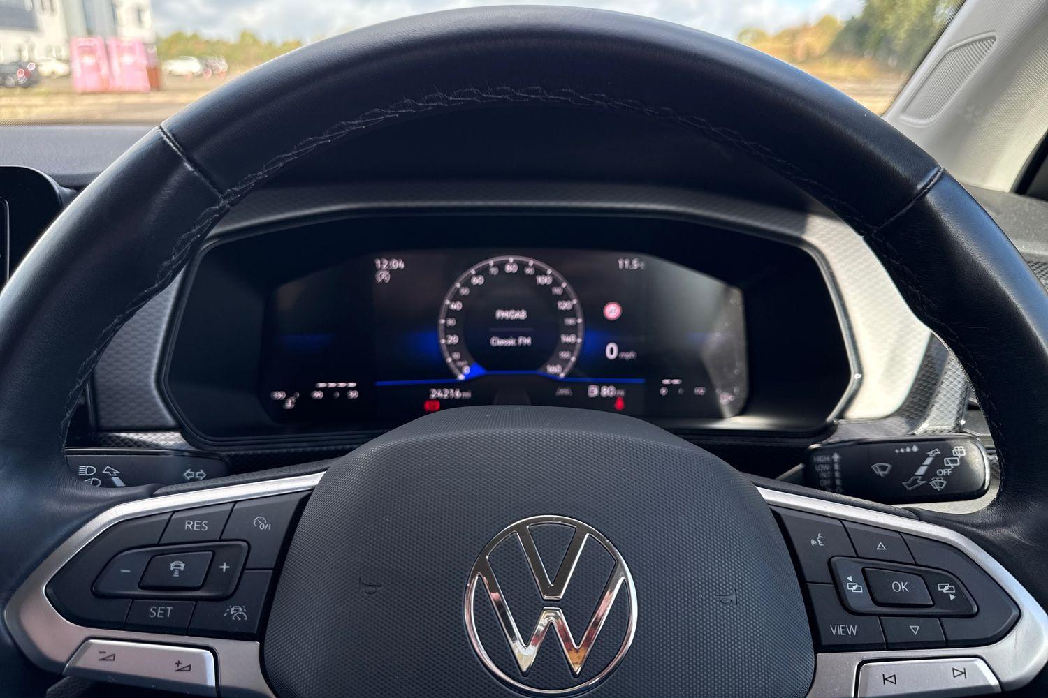 Volkswagen T-CROSS Photo 11