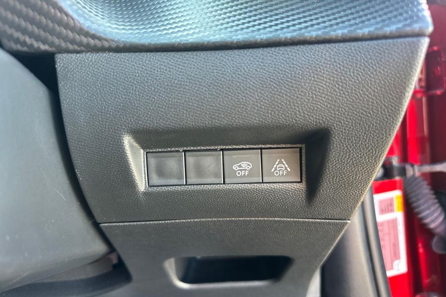 Peugeot 2008 Photo autoimg-50b7cc27c8b30d367bbd1b43b51e278ba41fb6c5.jpg