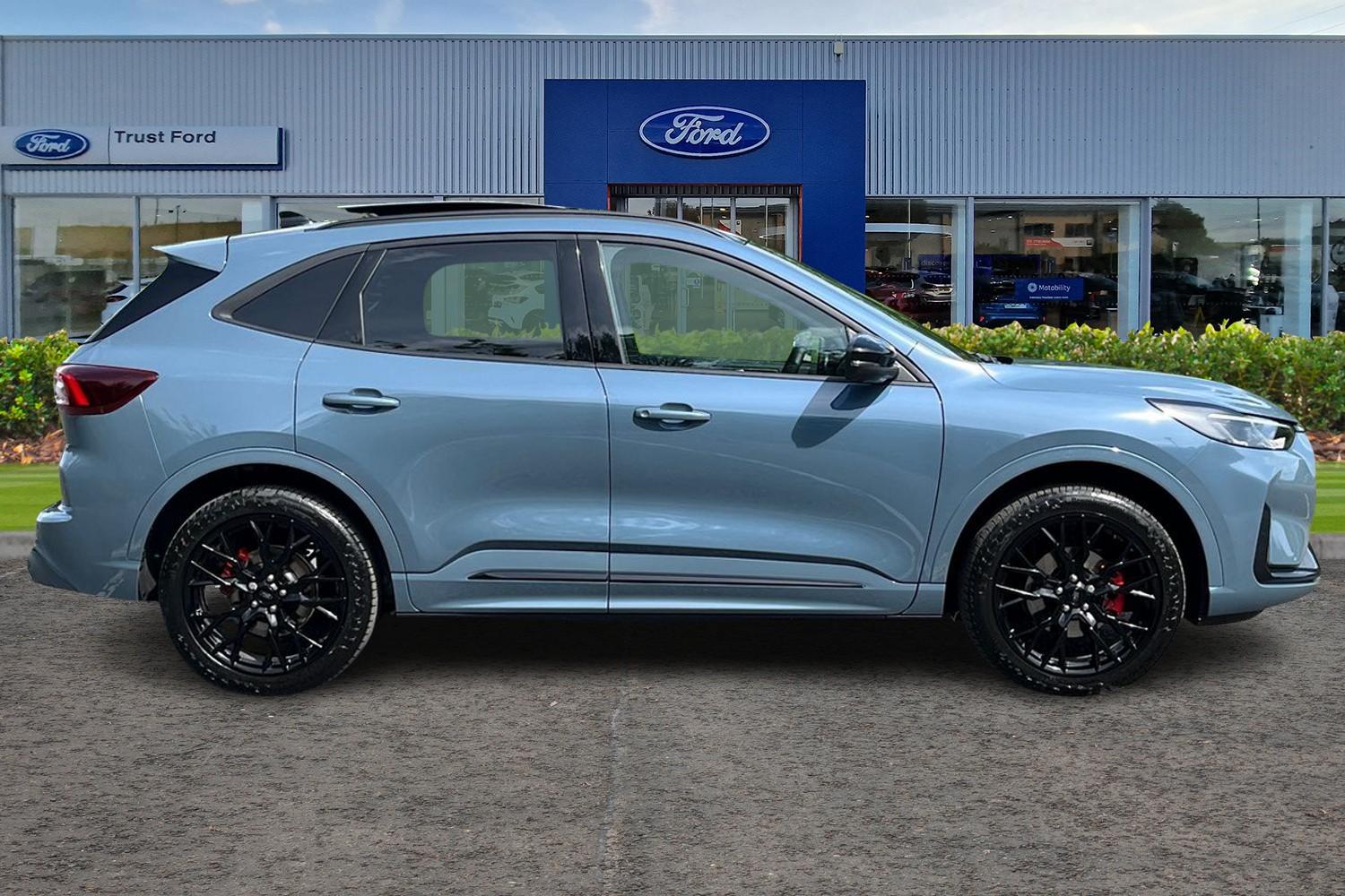 Ford Kuga Photo 2