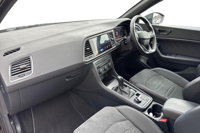 CUPRA Ateca Photo 2