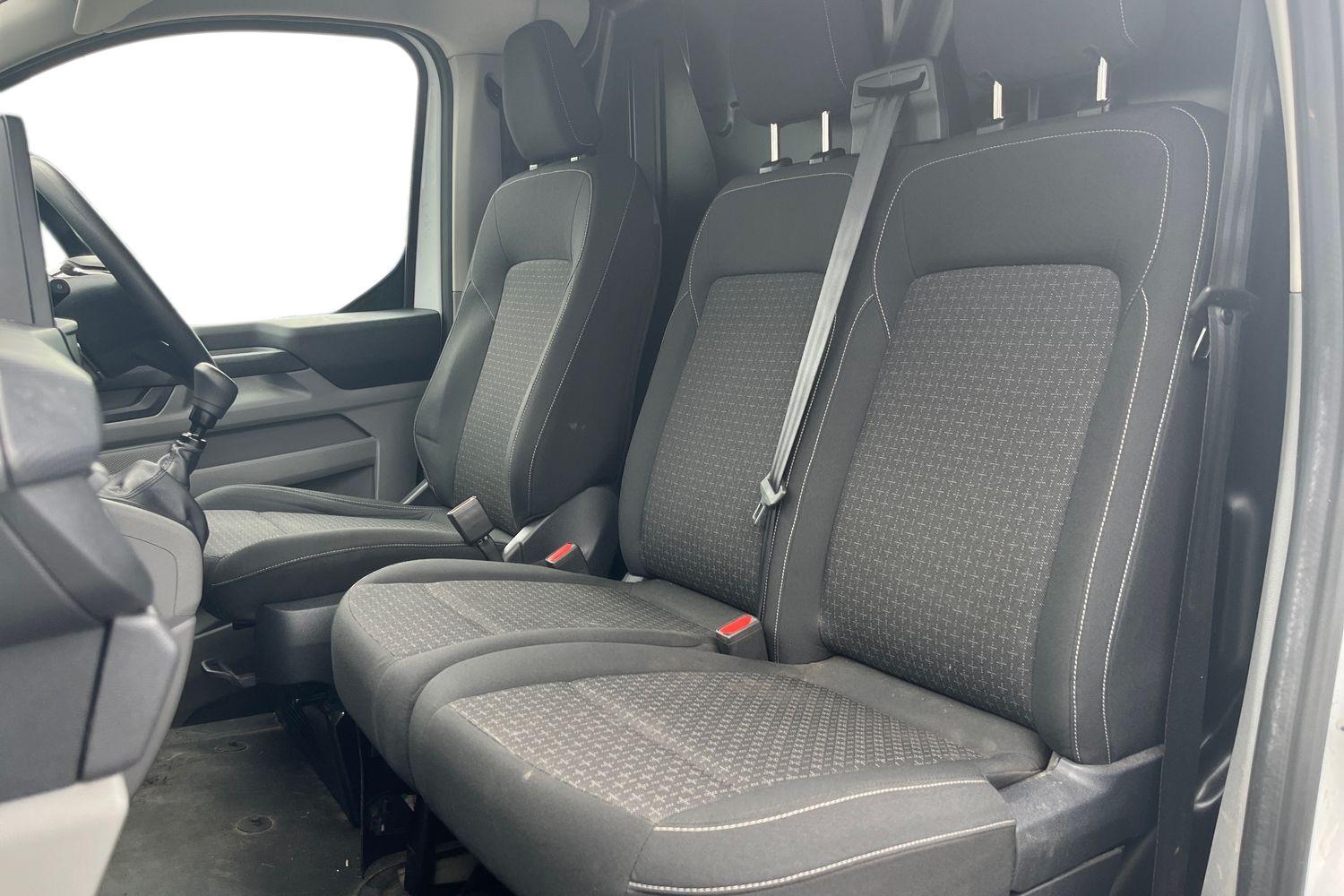 Ford TRANSIT CUSTOM Photo 10