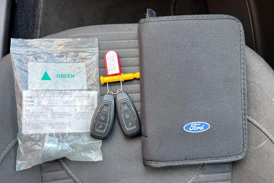 Ford Focus Photo autoimg-50bf9b6d01d9f33c79732465d881d20dd71c4576.jpg