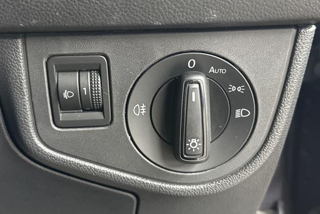 VOLKSWAGEN Polo Photo 24