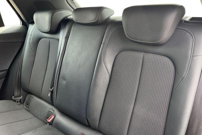 AUDI Q2 Photo 9
