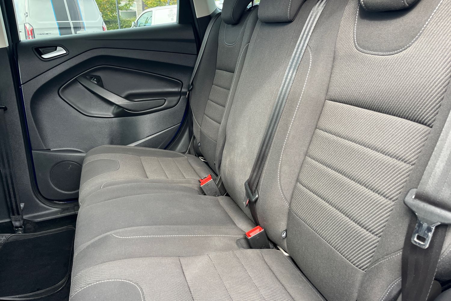 Ford KUGA Photo 19