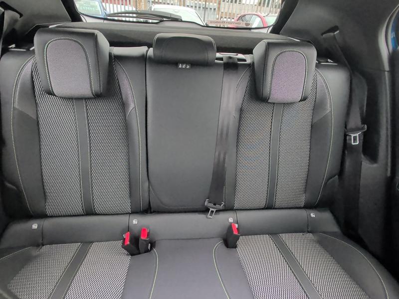 Used Peugeot 2008 FL73OZW 29