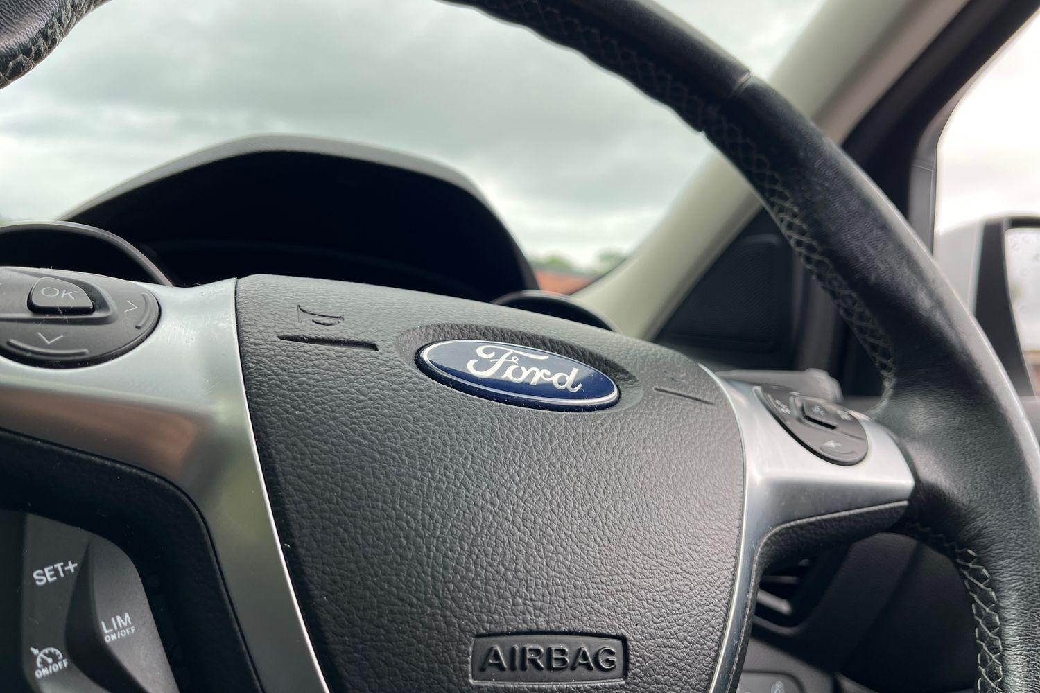 Ford Kuga Photo 39