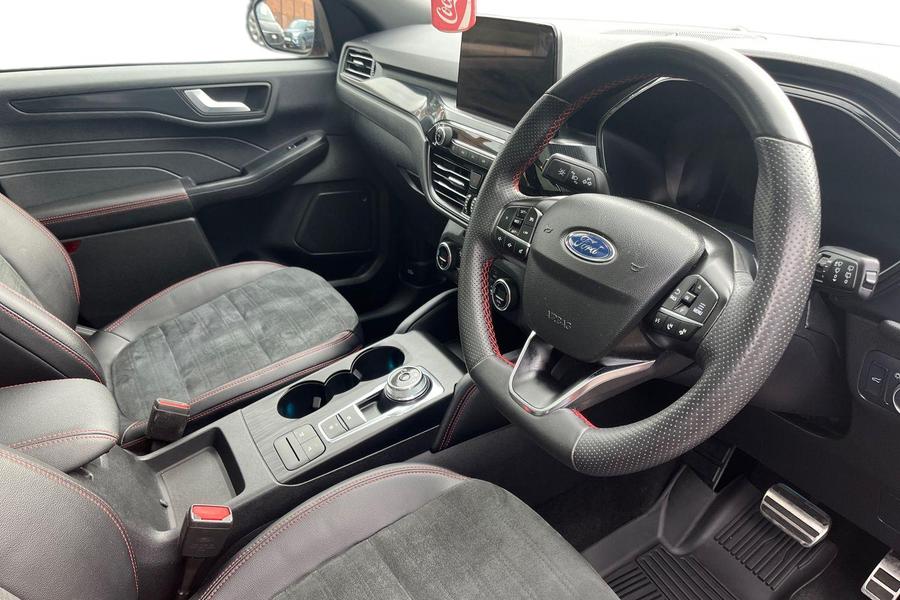 Ford KUGA Photo autoimg-50c6e983d78053cb28379c167cd64779becf72df.jpg