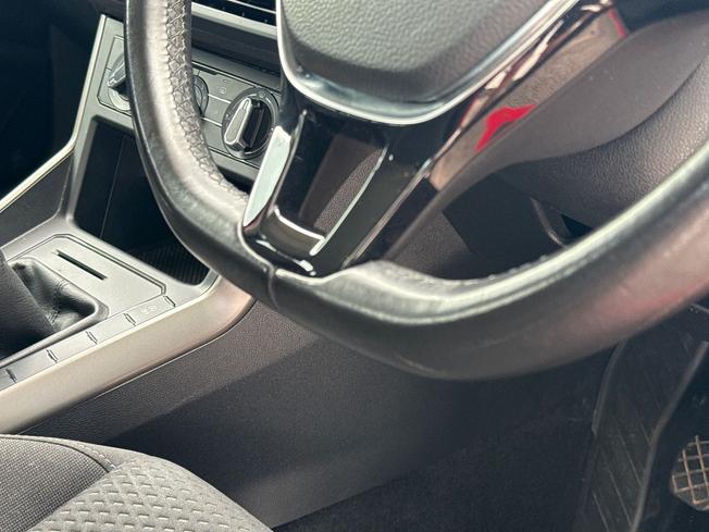 VOLKSWAGEN Polo Photo 47