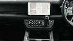 Land Rover Defender Photo 13