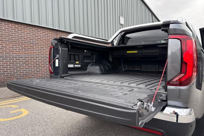 VOLKSWAGEN Amarok Photo 22