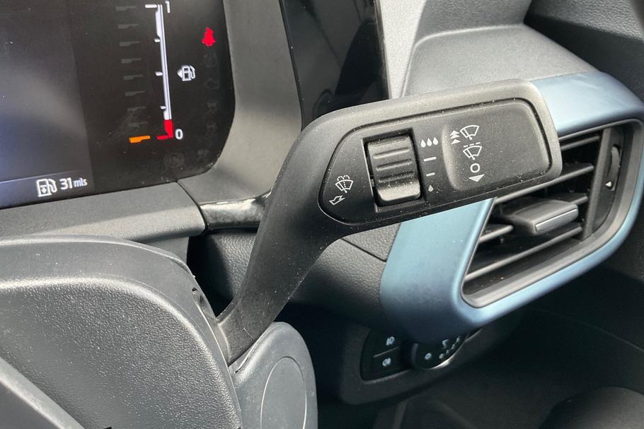 Used FORD TRANSIT COURIER YL24BVV 36