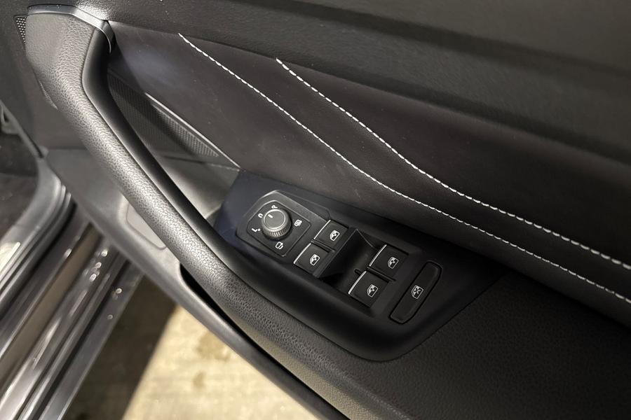Volkswagen ARTEON Photo autoimg-50d1d57628e912771696dd37d0853e4378066804.jpg