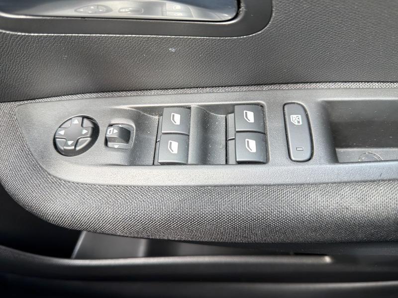 Used Peugeot 208 KP23EUB 24