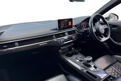 AUDI Rs4 Avant Photo 2