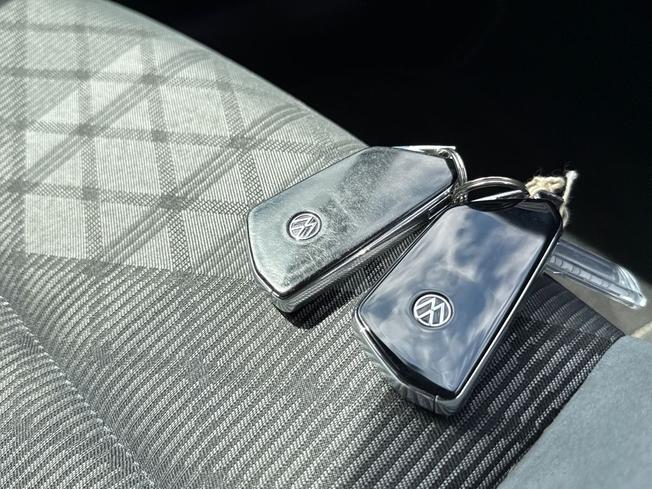 VOLKSWAGEN Golf Photo 46