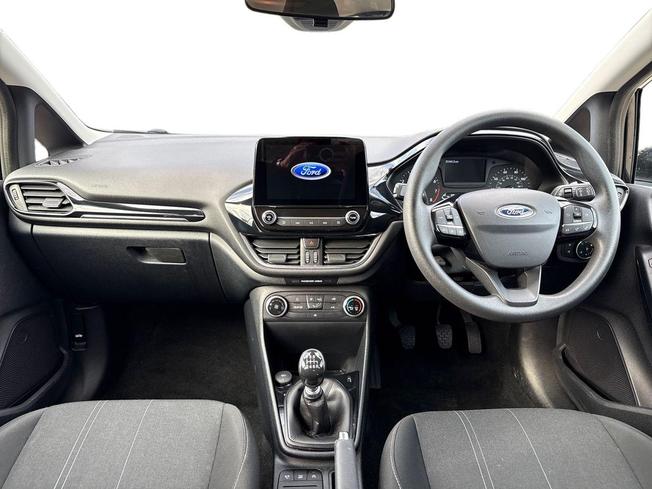 FORD Fiesta Photo 10