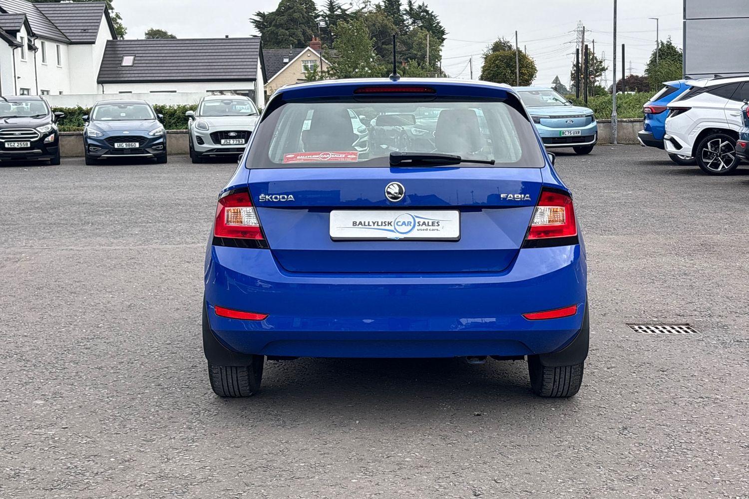 2019 Skoda Fabia 1.0 MPI 60PS S in Blue with 34K - vehicle photo 5 for sale on PureCar