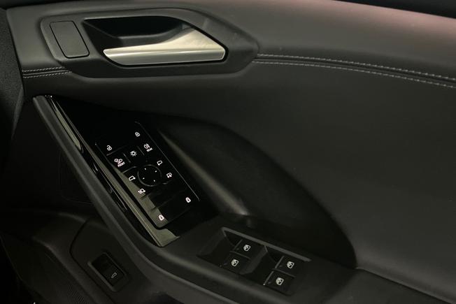 AUDI Q6 E-Tron Photo 25